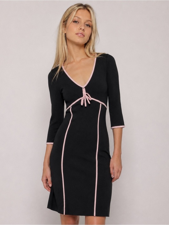BCBGMAXAZRIA Dresses & Skirts - BCBGMaxazria Black Sheath Bodycon Dress Pink Bow V-Neck Empire Waist size M Y2K
